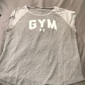 Under Armour T-shirt
